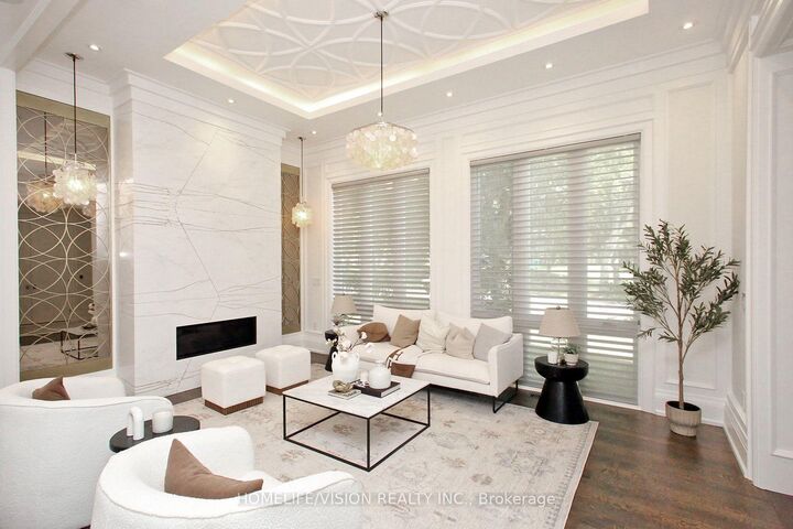 Property Photo: 35 Longwood Drive S ON M3B 1T9