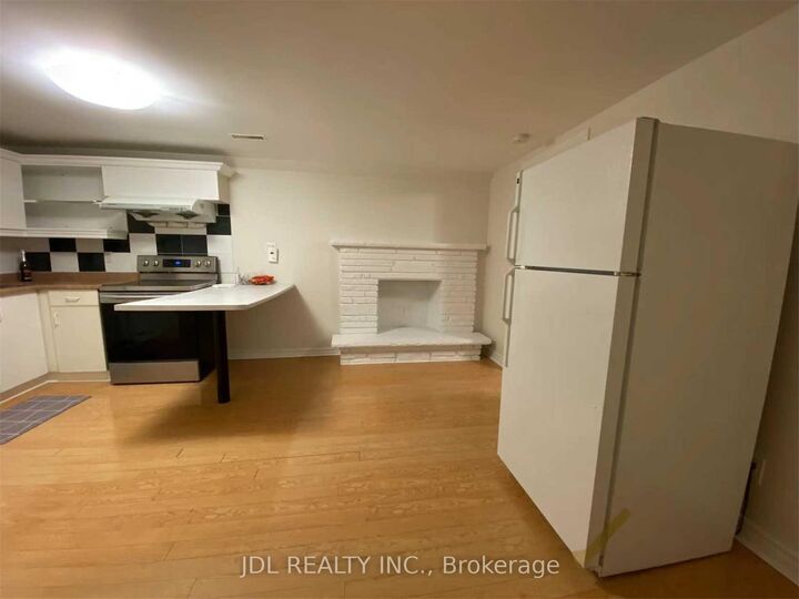 Property Photo: 857 Westlock Road Lower ON L5C 1K7