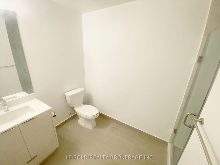 Photo de la propriété:  38 Forest Manor Road 904  ON M2J 0H4 
