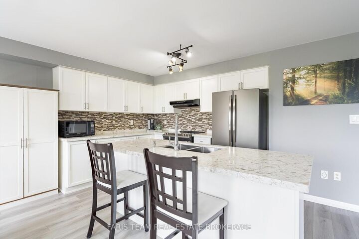 Property Photo: 64 John W Taylor Avenue ON L9R 0E1