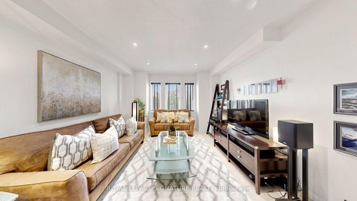 Property Photo: 2433 Bur Oak Avenue ON L6B 1G3