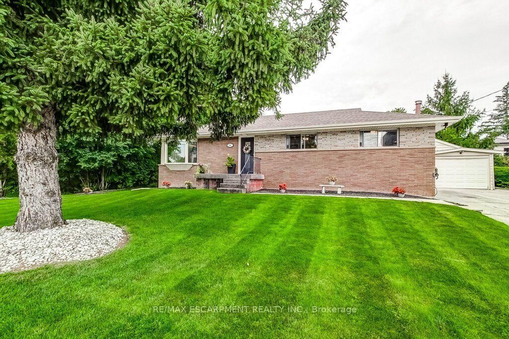 Property Photo: 56 Barton Street ON L0R 2H0