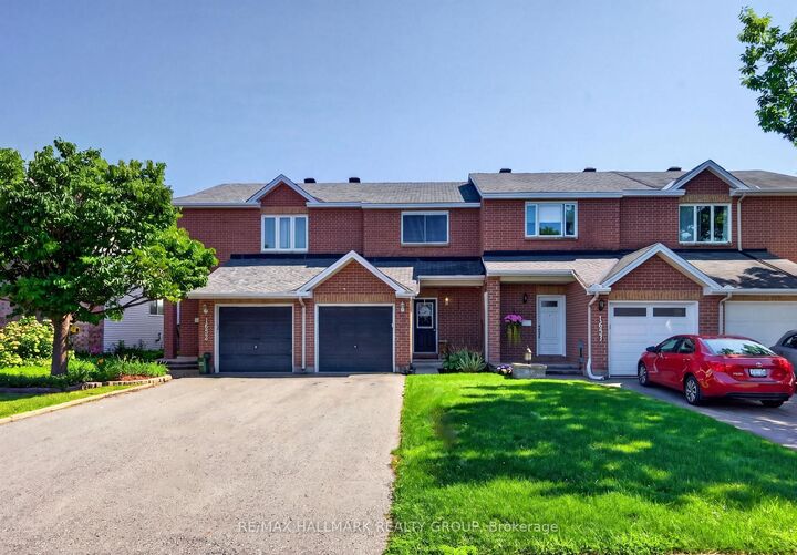 Property Photo: 1655 Greywood Drive ON K1C 7L9