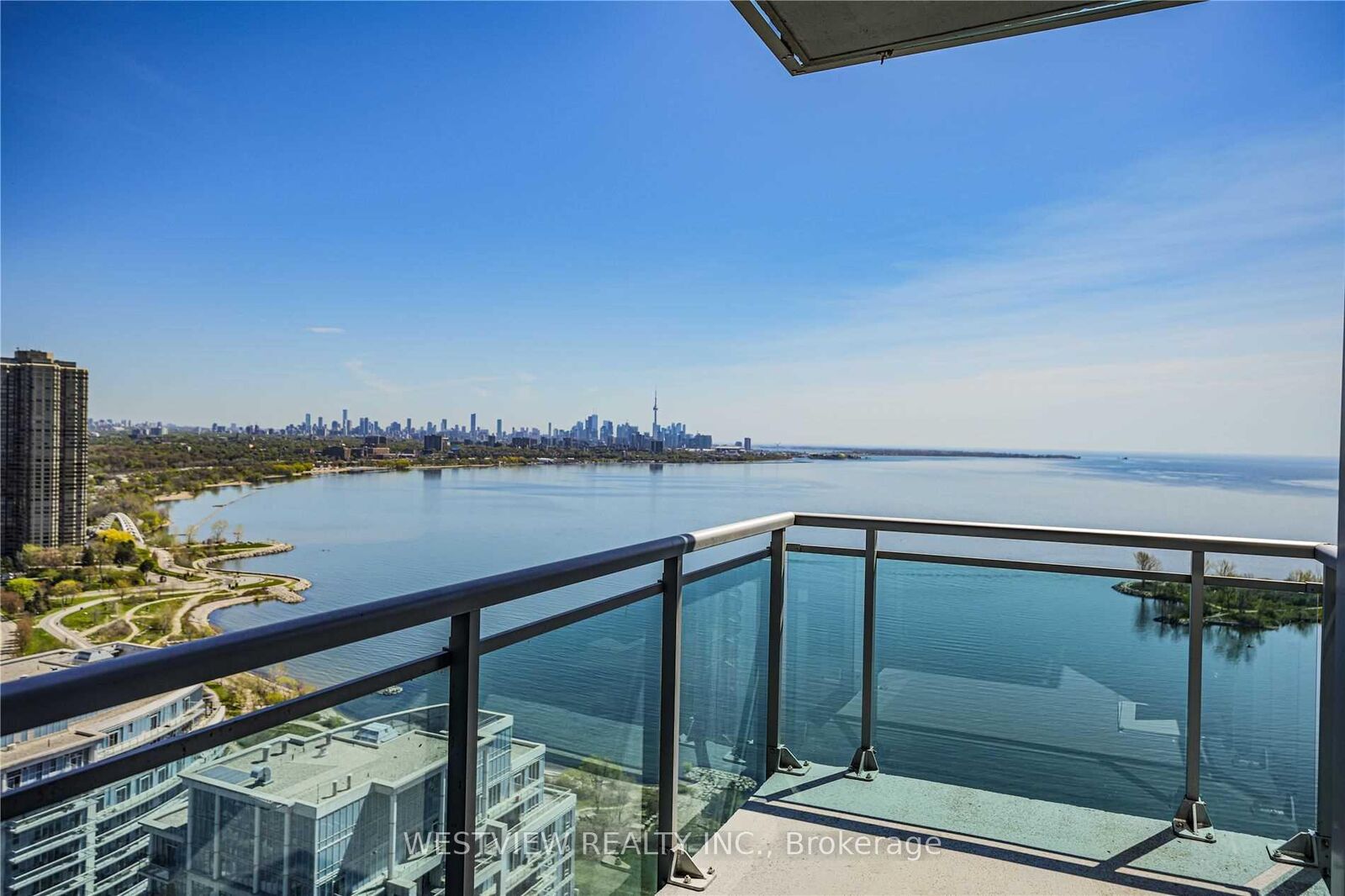 Property Photo:  16 Brookers Lane 3406  ON M8V 0A5 