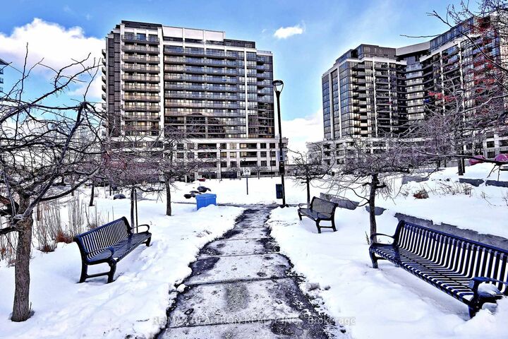1 De Boers Drive 814 — photo 1