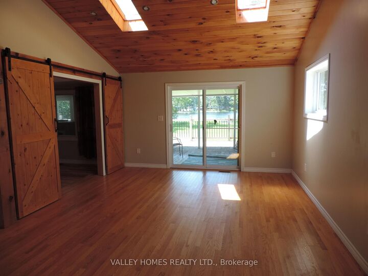Property Photo:  2860 9th Line E  ON K7C 3P2 