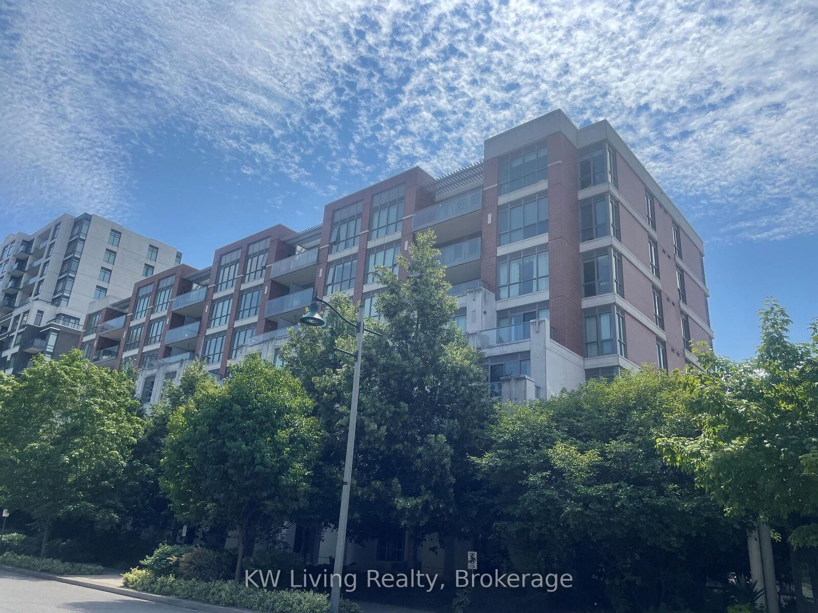 Property Photo:  57 Upper Duke Crescent 101  ON L6G 0B8 