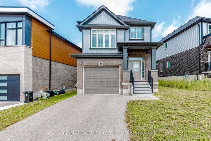 Property Photo: 617 Benninger Drive ON N2E 0H8