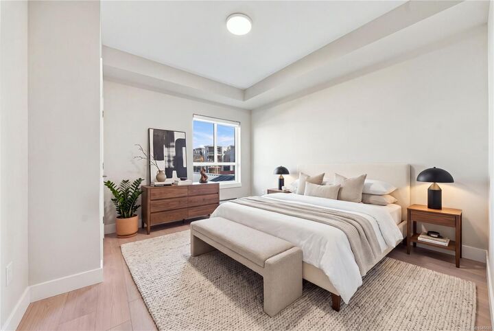 Property Photo:  171 Jensen Ave W #209  BC V9P 1K3 