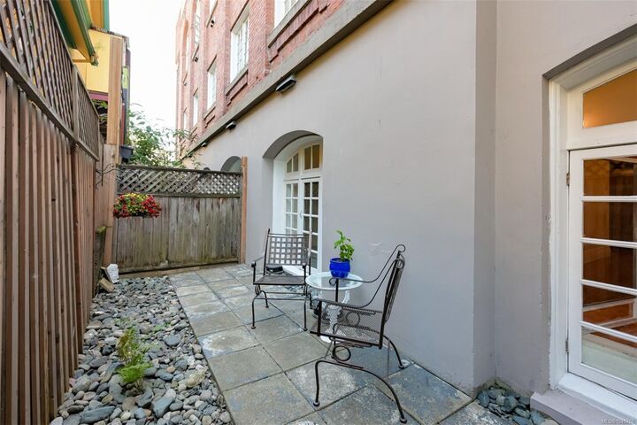 Property Photo:  1602 Quadra St #203  BC V8W 2L4 