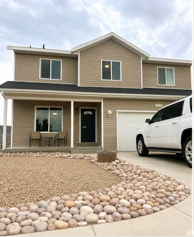 Property Photo: 524 E 1080 S UT 84066