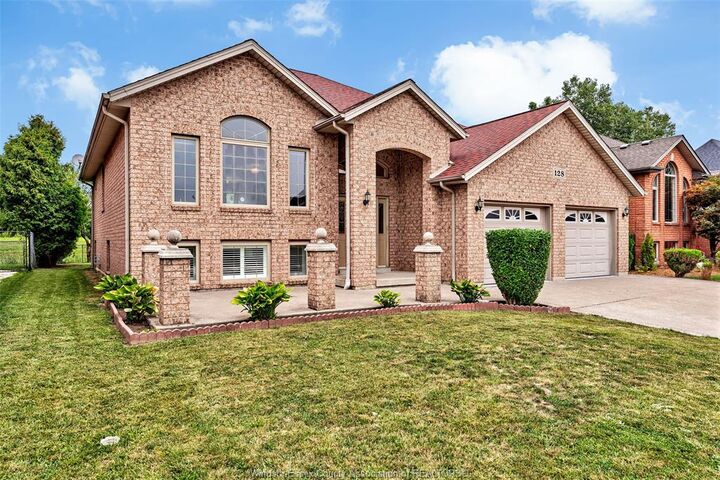 Property Photo: 128 Marina Grove ON N9K 1C9