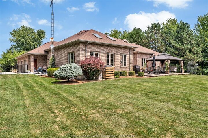 Property Photo: 2207 South Middle Road ON N0R 1V0