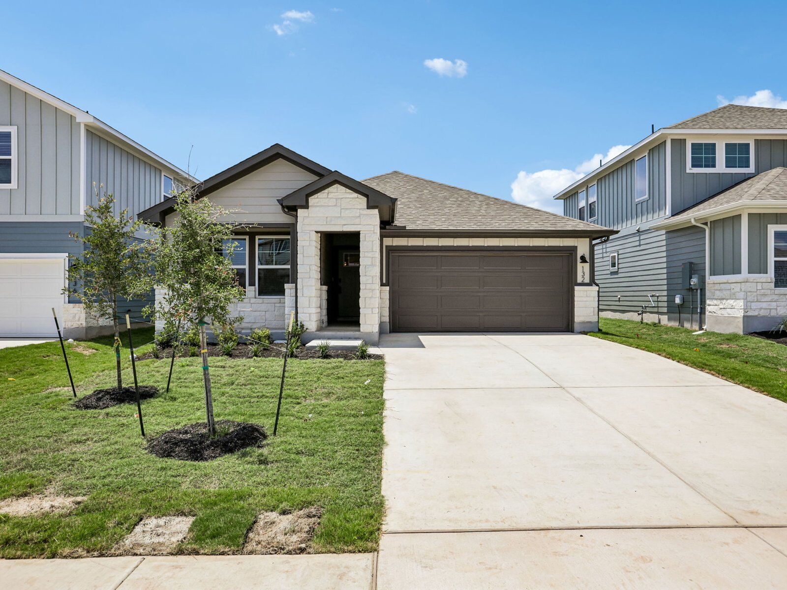 Property Photo:  132 Woodbrook Drive  TX 78674 