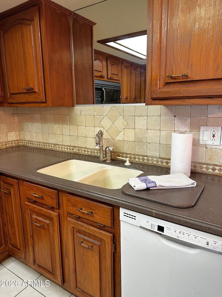 Property Photo: 17404 N 99th Avenue 334 AZ 85373