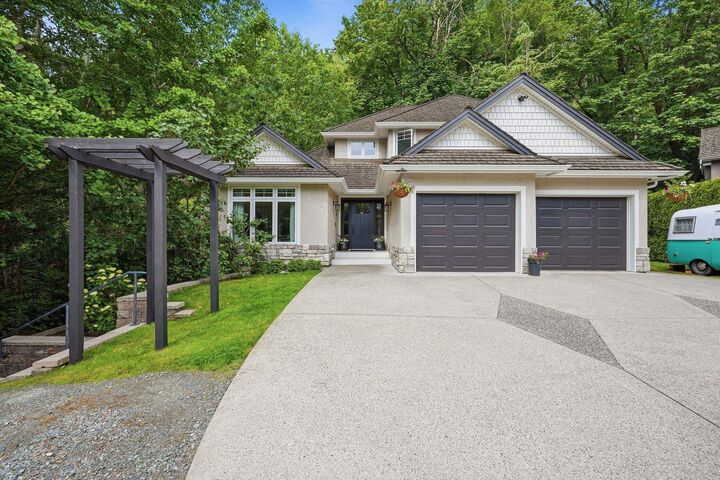 Property Photo: 35787 Graystone Drive BC V3G 1K7
