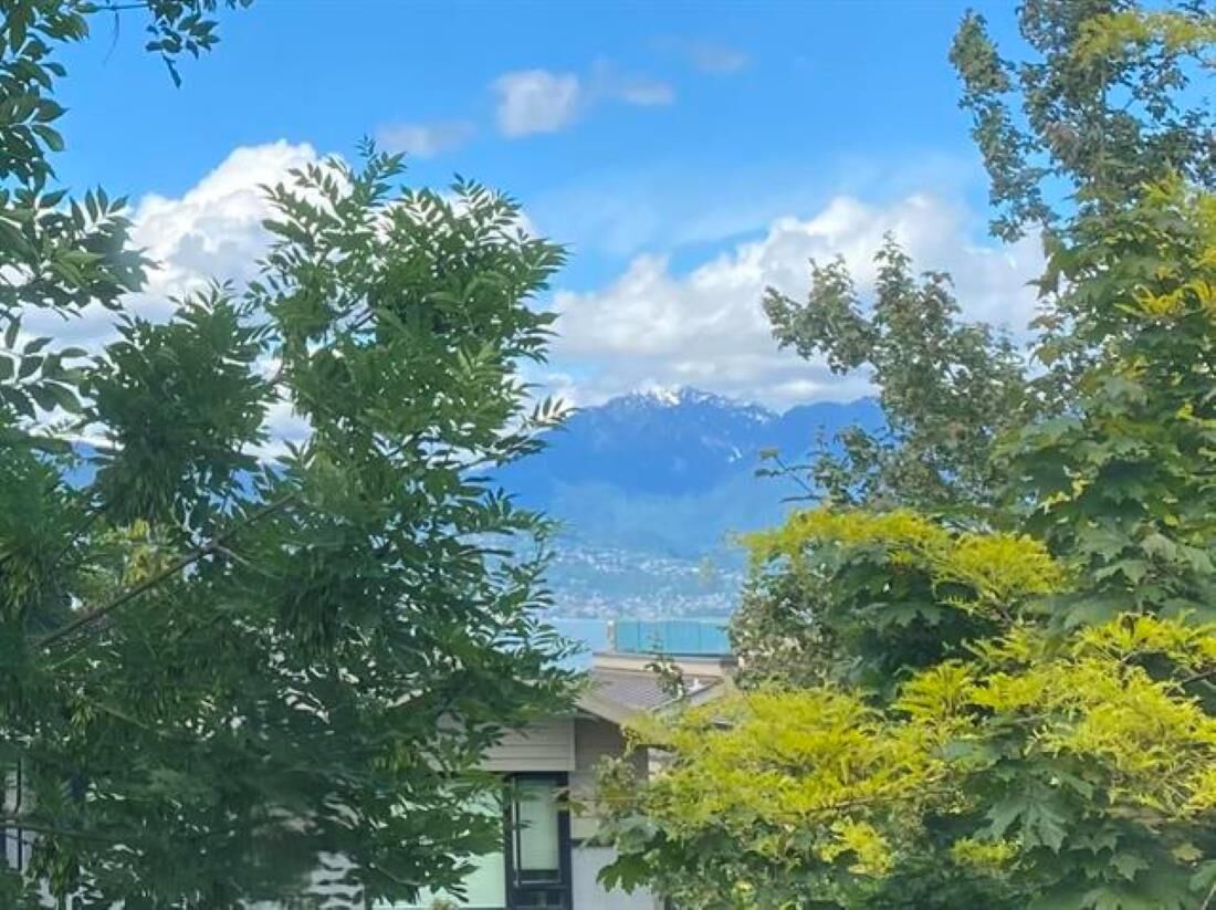 Property Photo: 3874 W 13th Avenue BC V6R 2S8