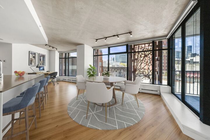 Property Photo:  128 W Cordova Street 810  BC V6B 0E6 