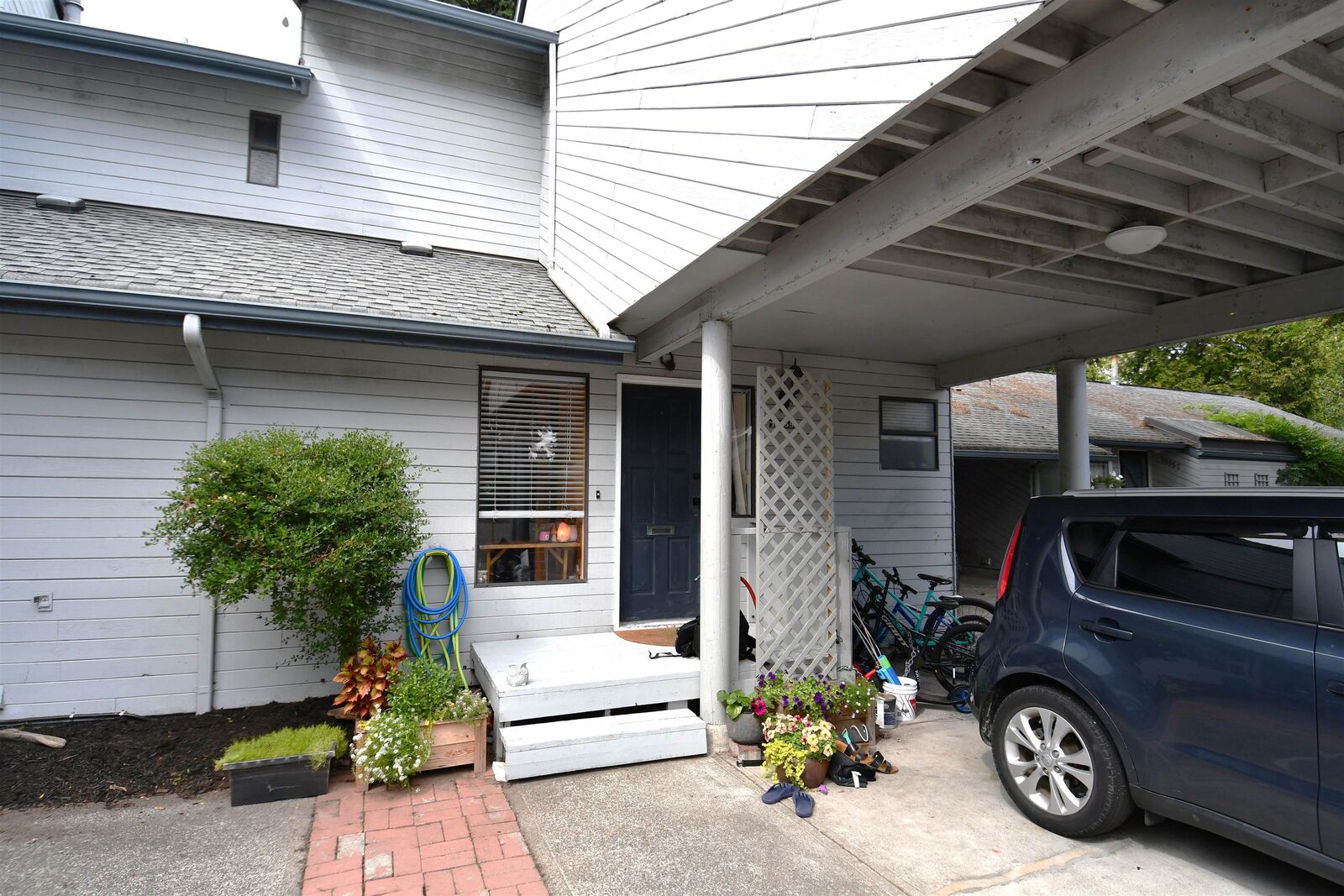 Property Photo: 15855 Alder Place BC V4A 5J1