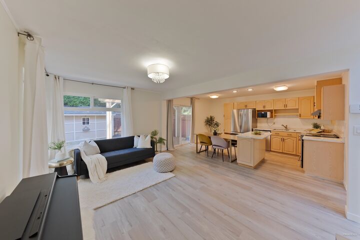Property Photo: 2512 Burian Drive BC V3K 5W9