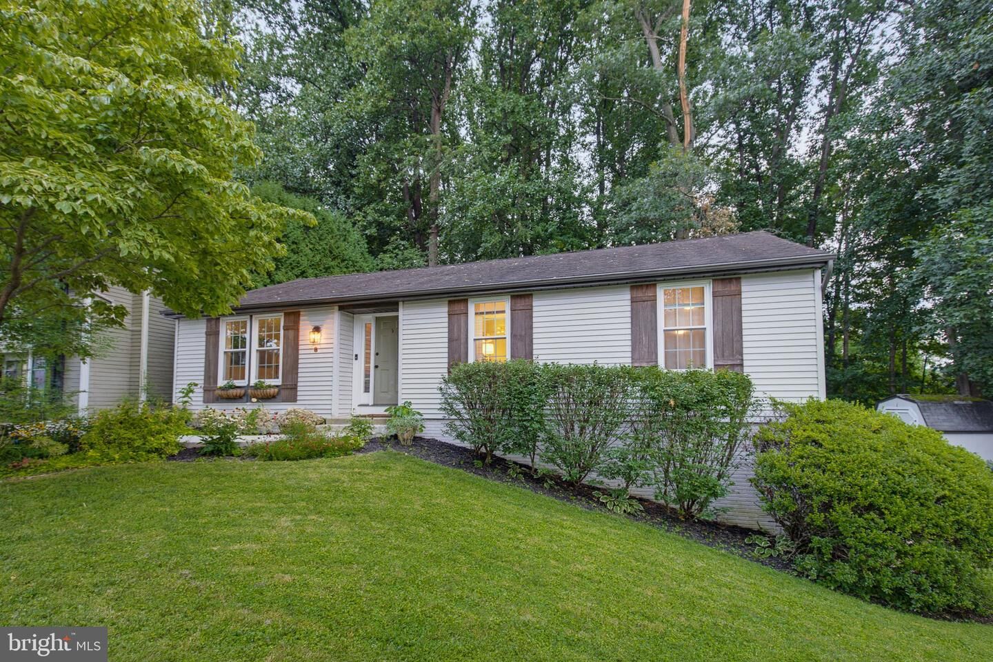 Property Photo:  8 Contour Road  MD 21771 