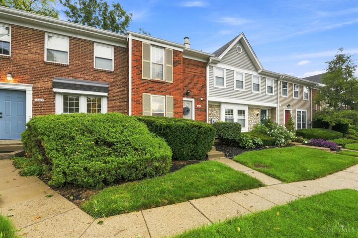 Property Photo:  10879 Lakehurst Court  OH 45242 