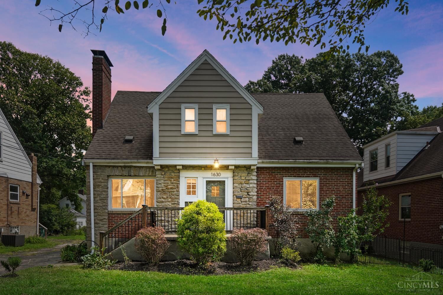 Property Photo:  1630 Brandon Avenue  OH 45230 