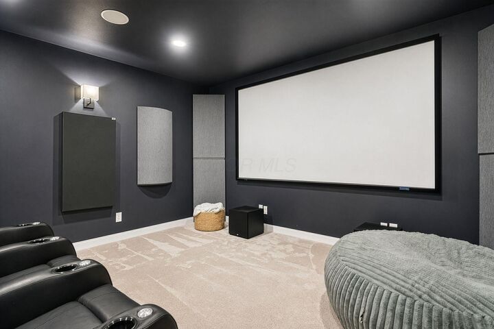 Property Photo: 10761 Bellflower Drive OH 43064
