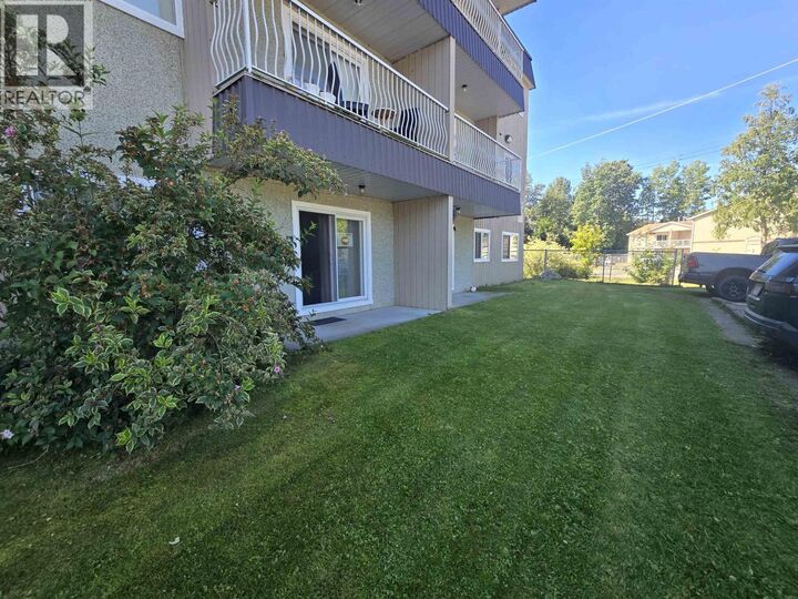 Property Photo: 2607 Pear Street 1103 BC V8G 4V5