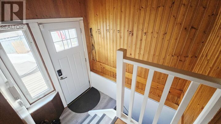 Property Photo:  295 Cowan St  ON P7A 1R6 