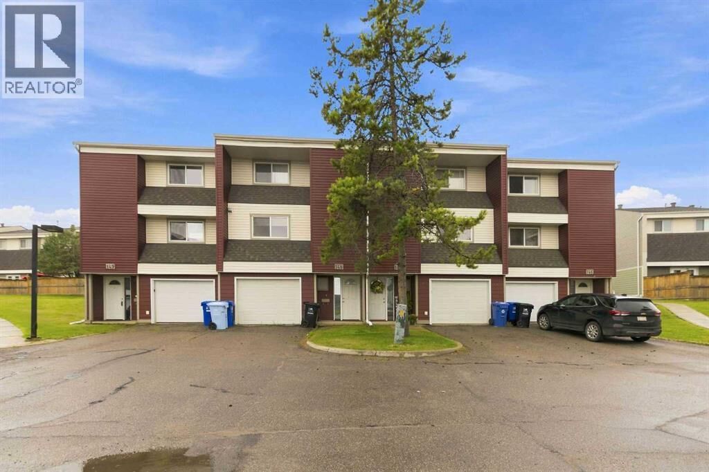 Property Photo:  400 Silin Forest Road  AB T9H 3A3 