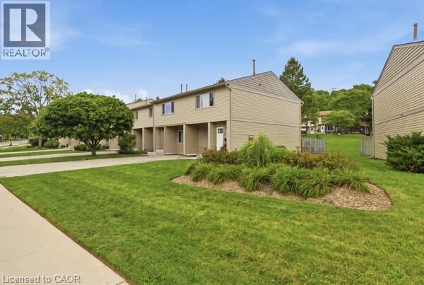 Property Photo:  15 Green Valley Drive 41  ON N2P 1K7 