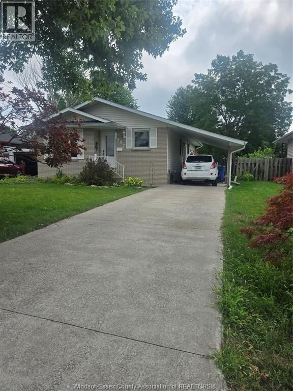Property Photo: 287 Coghill Drive ON N9Y 3K9