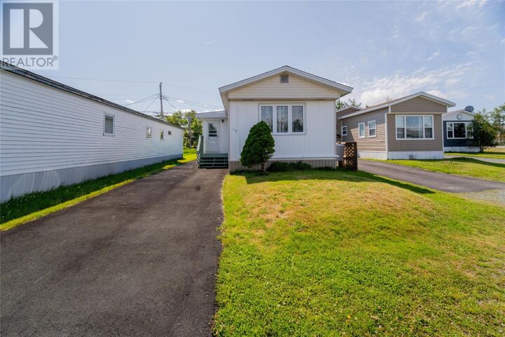 13 Hussey Drive — photo 1