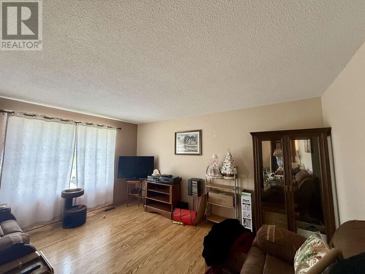 Property Photo: 115 James St N ON P7E 2V3