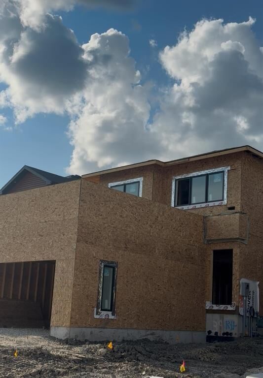 Property Photo: 39 Grouse Crescent MB R2V 5L5