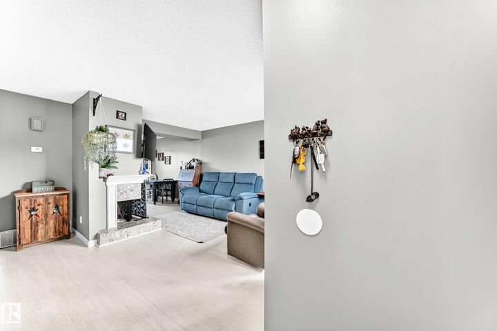 Property Photo: 1651 46 Street NW 30 AB T6L 5H2