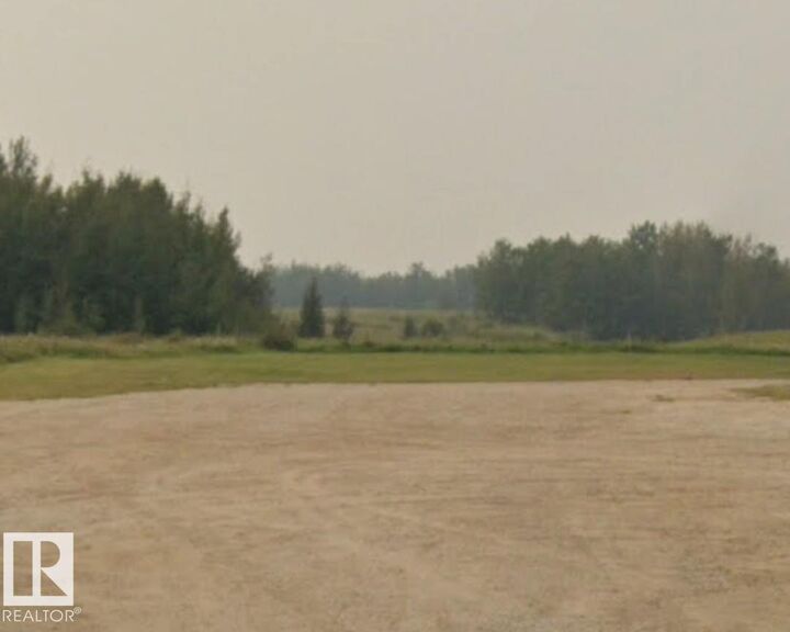 Property Photo: 5415 Lsa Trail AB T0E 1V0