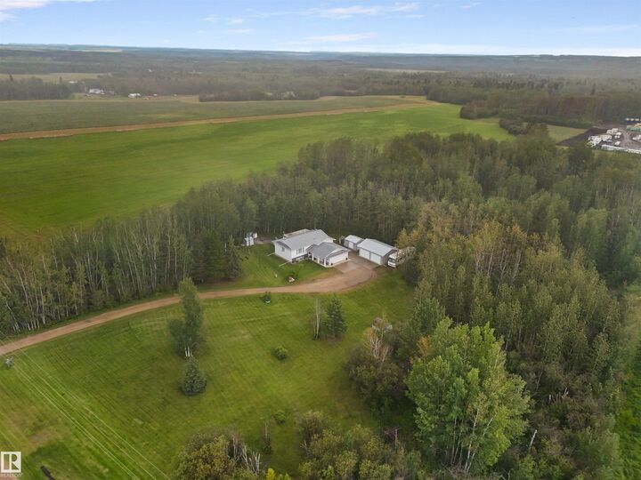 Property Photo: 49419 Rge Road 72 AB T7A 1R9