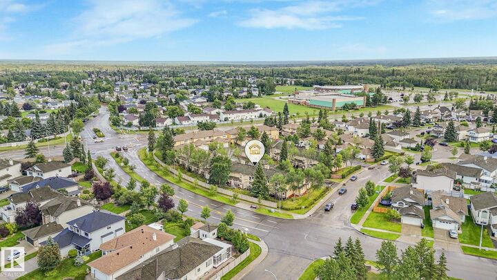 Property Photo:  901 Normandy Drive 3  AB T8A 5V7 