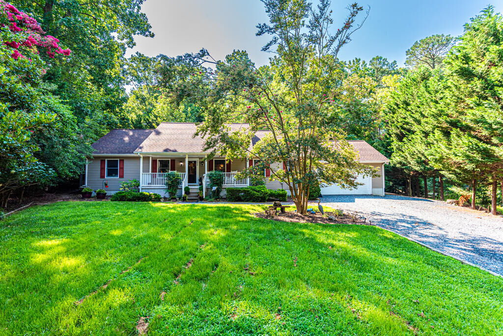 Property Photo: 36458 Squid Cir VA 23356