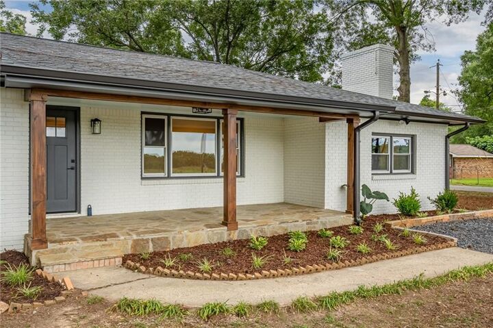 Property Photo:  604 Mission Road SW  GA 30120 
