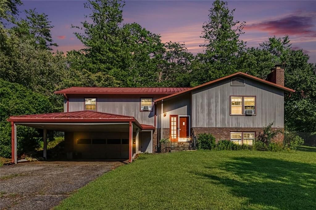 Property Photo:  462 Wall Bridge Road  GA 30523 
