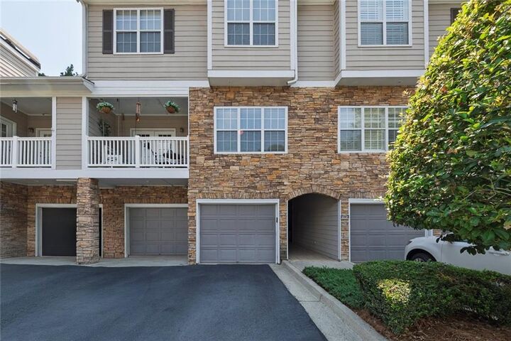 Property Photo:  207 The Crossings Lane  GA 30189 