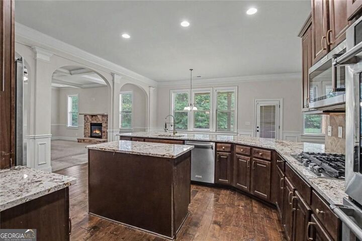 Property Photo:  801 Carnegie Court  GA 30248 