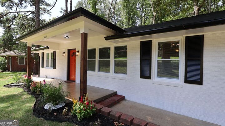 Property Photo:  6815 Florence Drive  GA 30122 