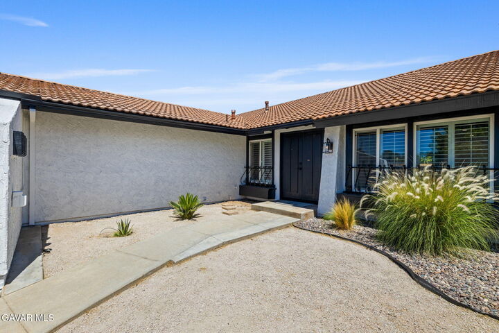 Property Photo: 1227 Morven Street CA 93535
