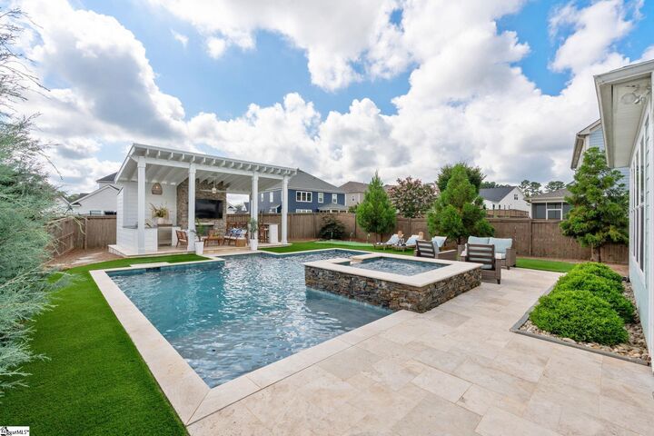 Property Photo: 410 Nebbiolo Lane SC 29681