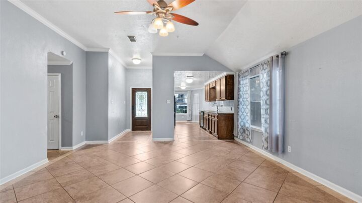 Property Photo:  3707 Somerton Drive  TX 77571 