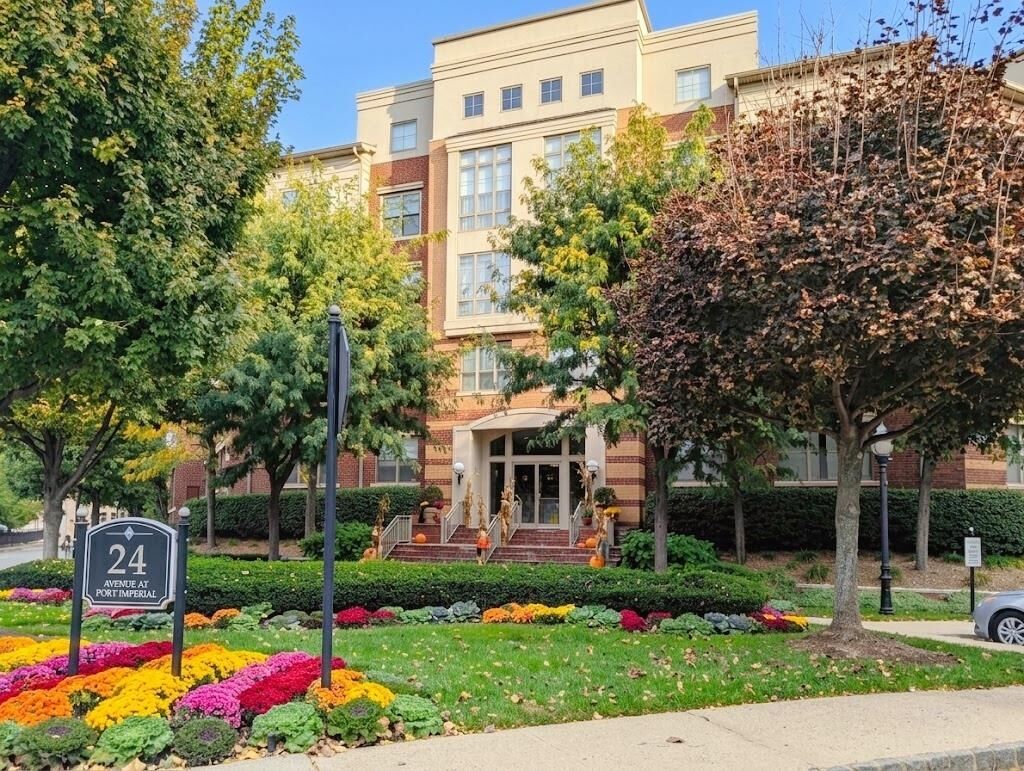 Property Photo:  24 Avenue At Port Imperial 232  NJ 07093 
